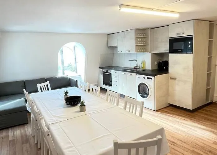 Zentrum Haus * دافوس